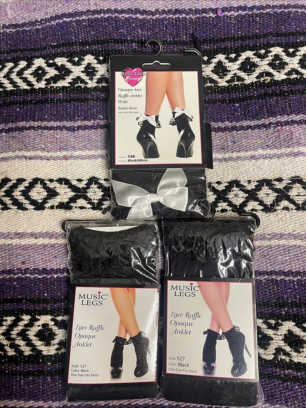 Music Legs Lace Ruffle Opaque Anklet Black & White NWT- lot